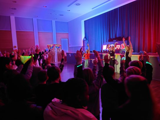 Jahrgang 7 feiert Party